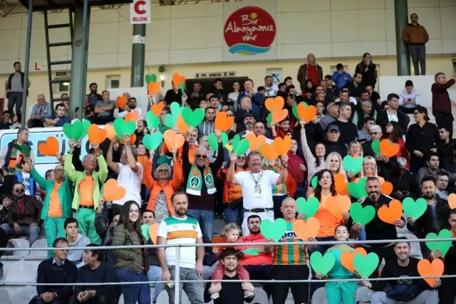 Süper Lig: Alanyaspor: 0 - Göztepe: 0 (İlk yarı) Süper Lig: Alanyaspor: 0 - Göztepe: 0 (İlk yarı)