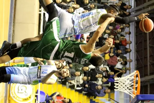 Türkiye Basketbol 1. Ligi: Balıkesir Büyükşehir Belediyespor: 72 - Konyaspor: 71