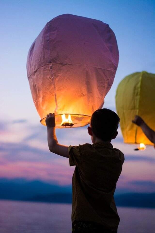 İphone duvar kağıdı ve en güzel iphone duvar kağıtları! En güzel iphone temaları ve iphone zil sesi yapma