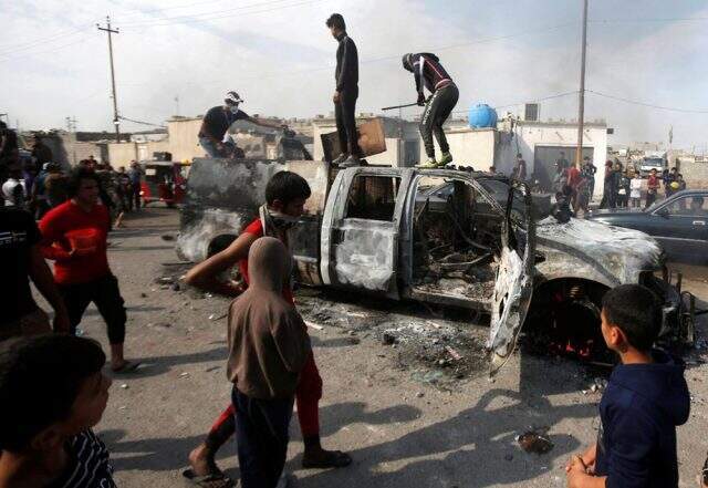Irak'taki gösterilerde şiddet hız kesmiyor! Ölü sayısı 300'den fazla