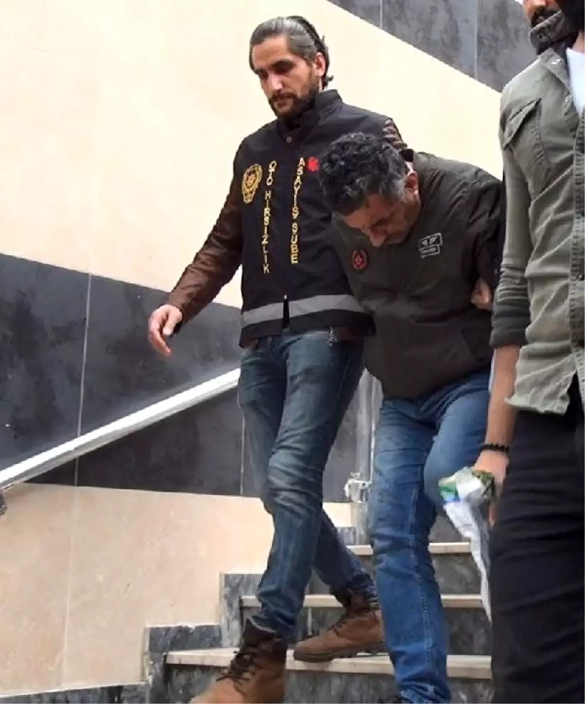 Kaan'ın hatıralarını çalan hırsız yakalandı