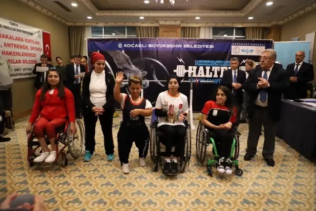 Kocaeli'de Bedensel Engelliler Halter Türkiye Şampiyonası heyecanı Kocaeli'de Bedensel Engelliler Halter Türkiye Şampiyonası heyecanı