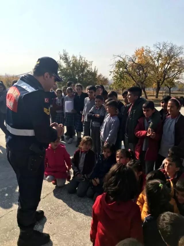 Küçük trafik dedektifleri Küçük trafik dedektifleri