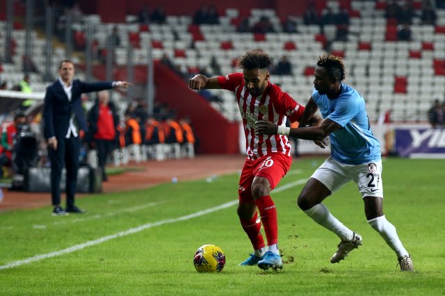 Antalyaspor, Gaziantep ile 11 berabere kaldı Spor Haberleri