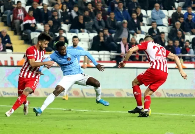 Süper Lig: Antalyaspor: 0 - Gaziantep FK: 1 (İlk yarı) Süper Lig: Antalyaspor: 0 - Gaziantep FK: 1 (İlk yarı)