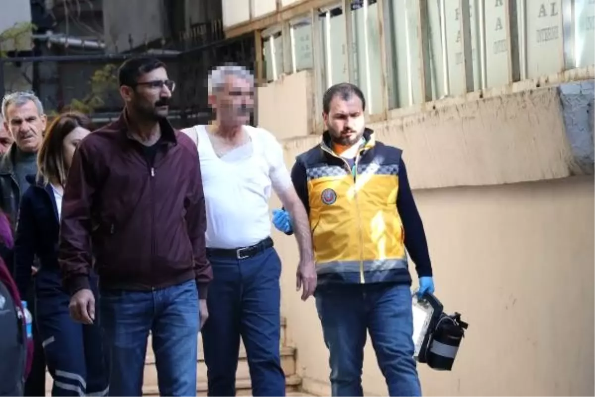 Temizlediği tabancası ateş alınca omzundan vuruldu