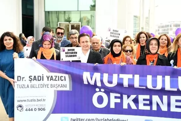 Tuzla'da kadınlar için yürüdüler