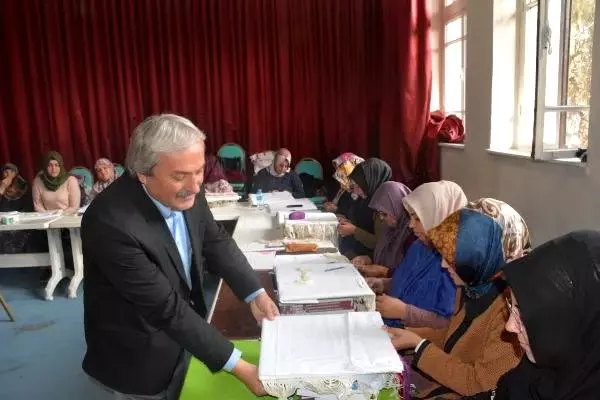 Bilecikli kadınların ürettiği lefke bezi ihraç ediliyor