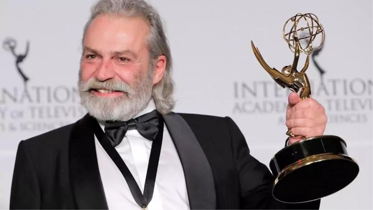 Haluk Bilginer Uluslararası Emmy Ödülleri'nde en iyi erkek oyuncu seçildi