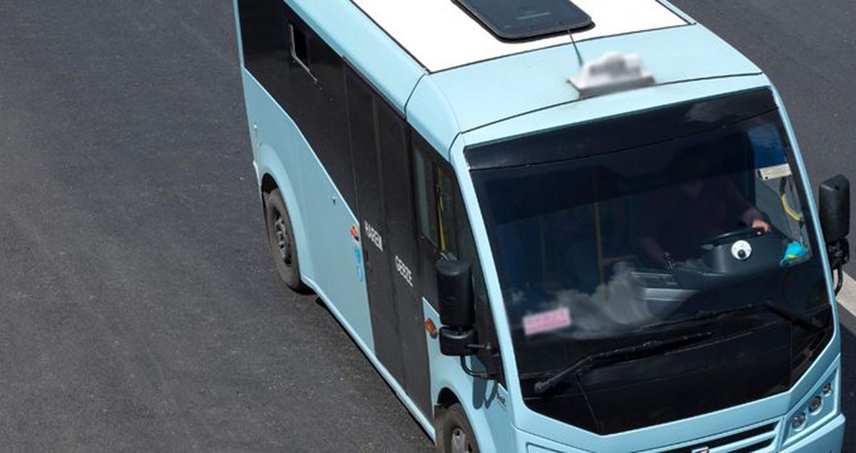 İstanbul'da bu minibüse binenler, kafasını nereye çevirse Atatürk'ü görüyor