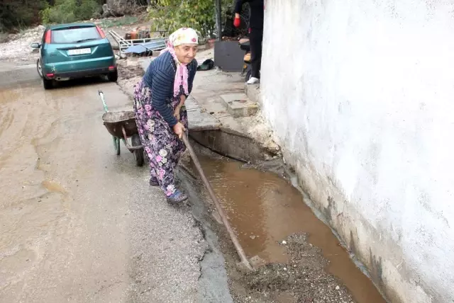 Kemer'de sel bilançosu kabarıyor