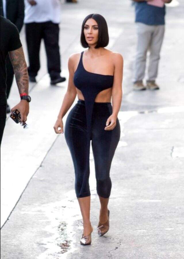 Kim Kardashian'dan Trump'ın çağrısı sonrası radikal karar: Artık çıplak poz vermeyeceğim