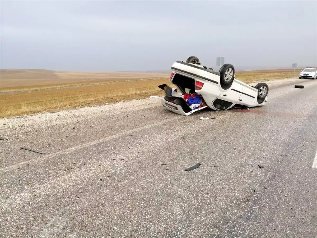 Konya'da otomobil devrildi: 2 yaralı