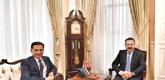 Mülkiye Başmüfettişi Ercan Topaca, Vali Hüseyin Aksoy'u ziyaret etti