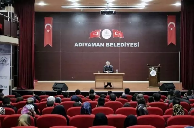 Yazarlar, Adıyamanlılarla konferanslarda buluştu Yazarlar, Adıyamanlılarla konferanslarda buluştu