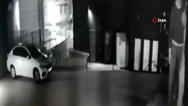 Adliyede kamu yararına çalışan şahıs hırsızlıktan tutuklandı Adliyede kamu yararına çalışan şahıs hırsızlıktan tutuklandı