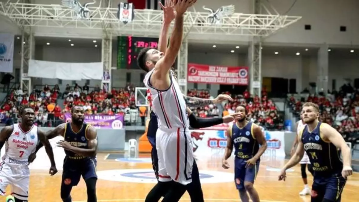 Bahçeşehir grubu galibiyetle tamamladı