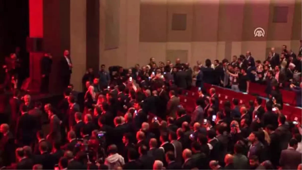 Cumhurbaşkanı Erdoğan: 'Ülkemiz için üreten herkesin başımızın üzerinde yeri vardır'