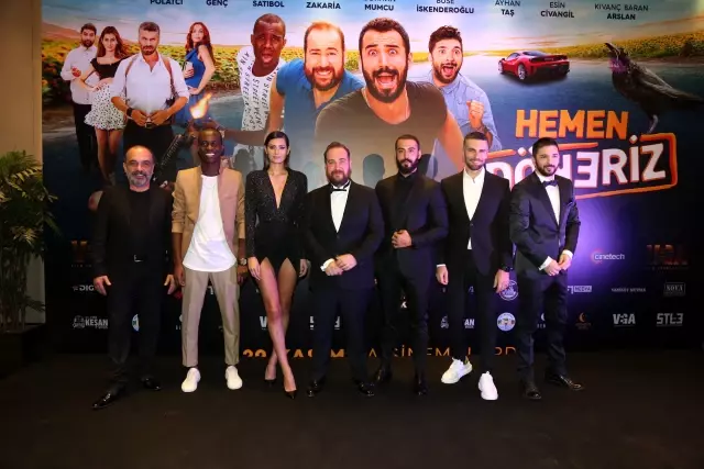 Hemen döneriz'in galasına ünlü akını Hemen döneriz'in galasına ünlü akını
