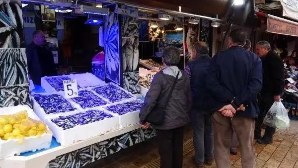 Karadenizli hamsiye doydu Karadenizli hamsiye doydu