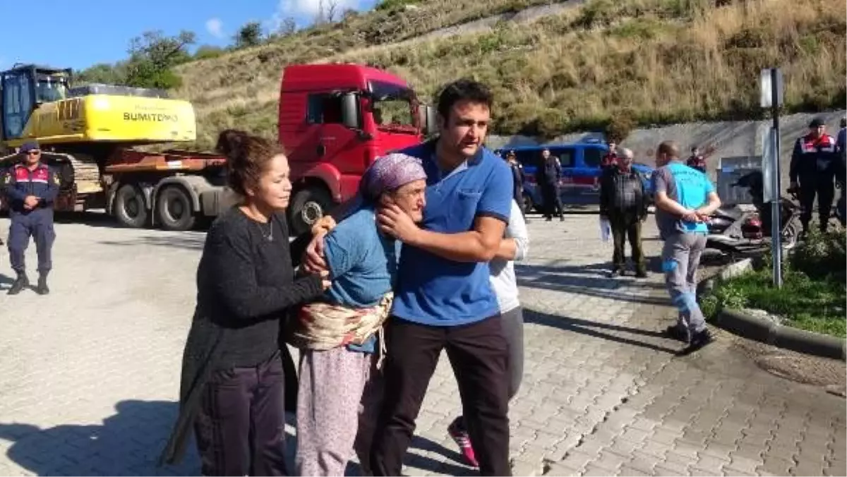 Marmaris'te yıkım için gelen ekibi görenler ağladı