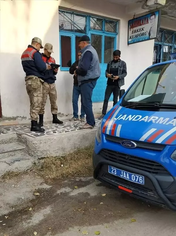 Polis, Jandarma Ve Sahil Güvenlik'ten Dev Operasyon 3 Polis, Jandarma ve Sahil Güvenlik'ten dev operasyon