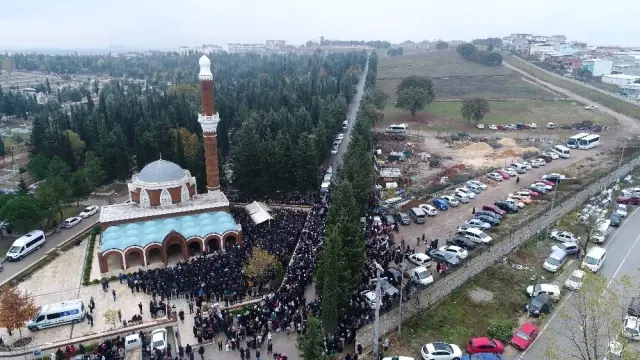 Sahte peygamber Bursa'da toprağa verildi