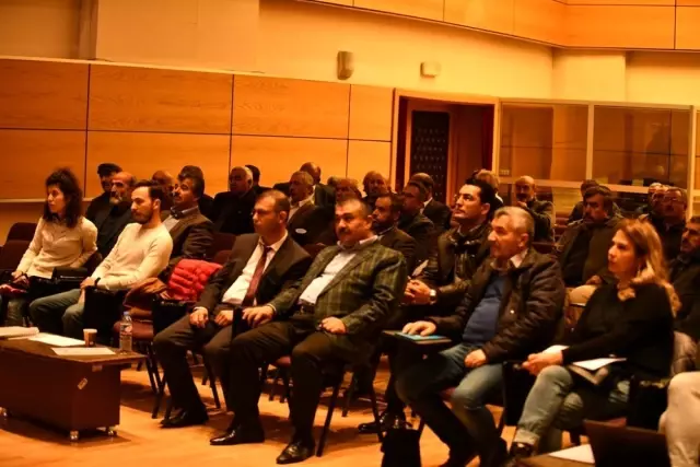 Sanayi Keneviri Üretimini Geliştirme ve Yaygınlaştırma Eğitimi Yapıldı Sanayi Keneviri Üretimini Geliştirme ve Yaygınlaştırma Eğitimi Yapıldı