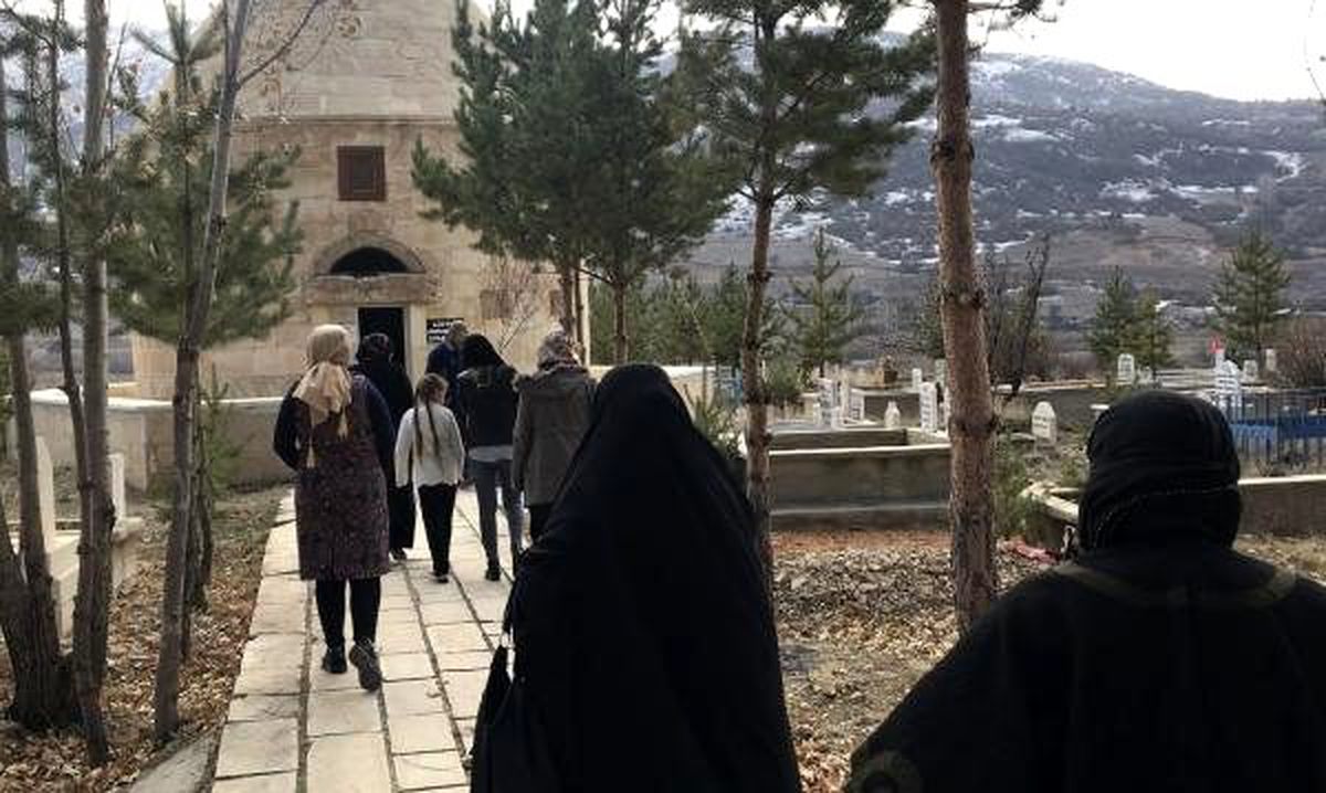 UNESCO listesindeki Dede Korkut Türbesi'ne yoğun ilgi
