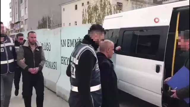 Van'da aranan 12 kişi yakalandı Van'da aranan 12 kişi yakalandı