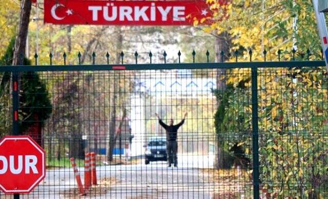 Bakan Soylu açıkladı! 11 Fransız vatandaşı DEAŞ'lı terörist ülkelerine gönderilecek