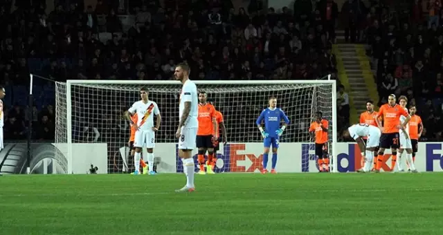 Başakşehir, Avrupa'da 3 maç sonra yenildi