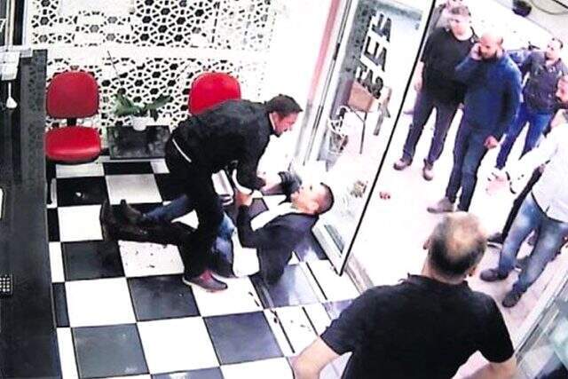 Beykoz'da dehşet saçan maganda, bu kez de tartıştığı iki kişiyi bıçakladı