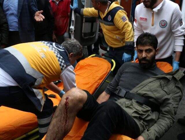 Beyoğlu'ndan bir internet kafeye silahlı saldırı: 5 kişi yaralandı
