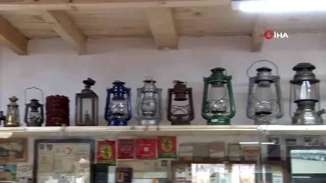Çocukluğunu Nostalji Evi nde sergiliyor