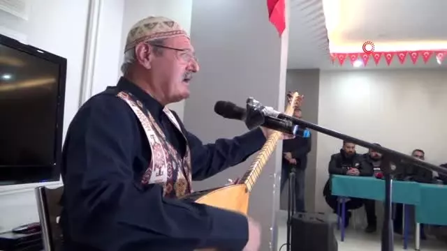 Halk ozanı Nihat Sönmez Beytüşşebap'ta konser verdi Halk ozanı Nihat Sönmez Beytüşşebap'ta konser verdi