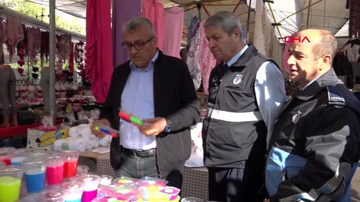 İzmir semt pazarında 3 liraya satılan oyun hamurları toplatıldı