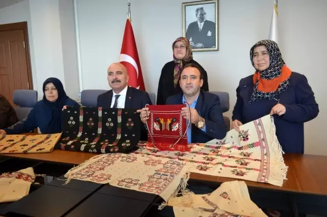 Karacakılavuz Dokuması tescillendi Karacakılavuz Dokuması tescillendi