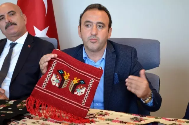 Karacakılavuz Dokuması tescillendi Karacakılavuz Dokuması tescillendi