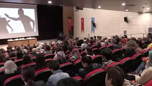 'Medyada Şiddet ve Kadın' paneli 'Medyada Şiddet ve Kadın' paneli