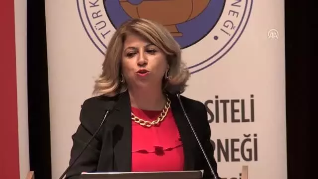 'Medyada Şiddet ve Kadın' paneli 'Medyada Şiddet ve Kadın' paneli