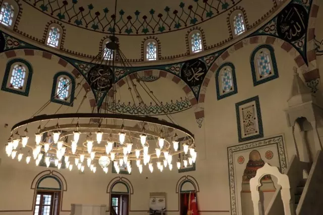 Ohri Ali Paşa Cami'nden 107 yıl sonra ezan sesi yükseldi