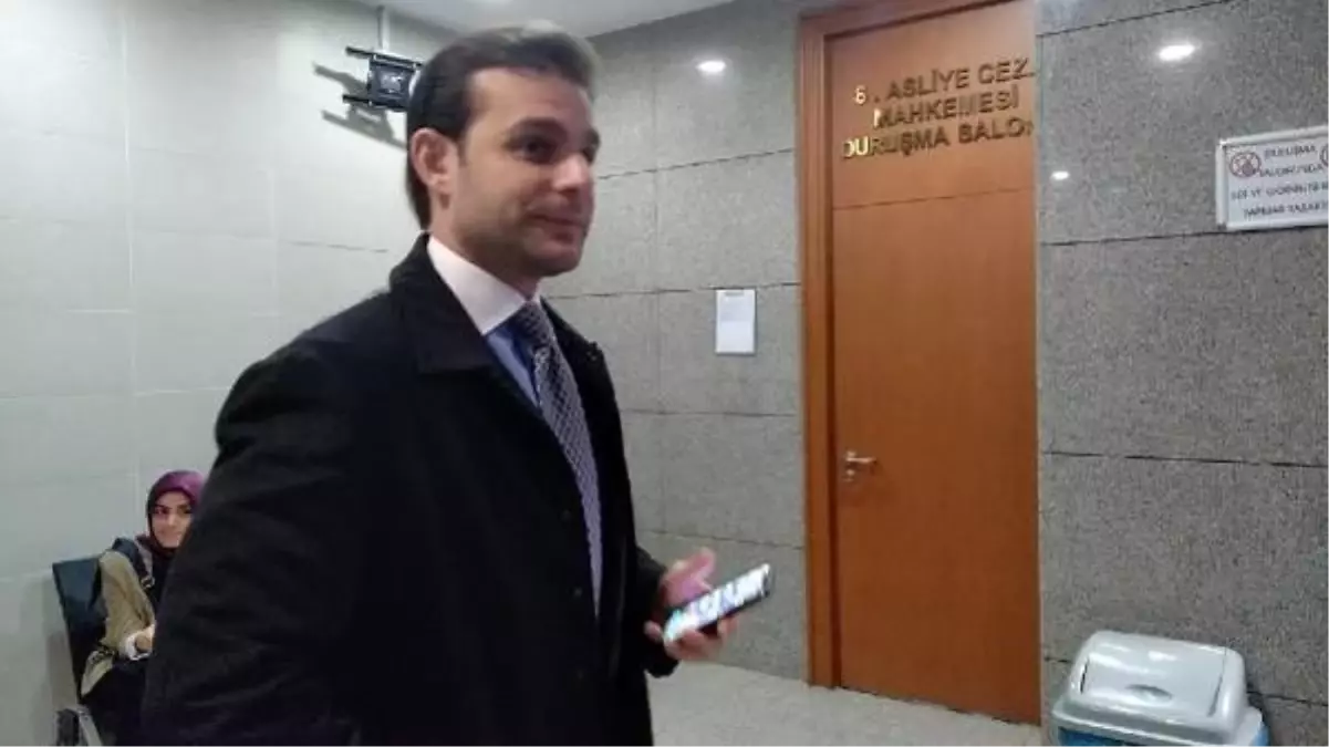 Oyuncu Mehmet Aslan'ın yargılandığı 'Cumhurbaşkanına hakaret' davası