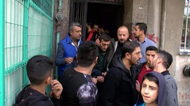 Sultangazi'de yangın sırasında hırsızlık yaptığı iddia edilen şüpheli linç edilmek istendi