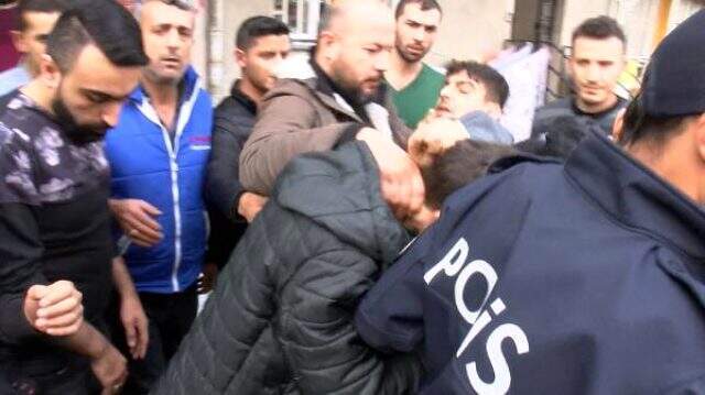 Sultangazi'de yangın sırasında hırsızlık yaptığı iddia edilen şüpheli linç edilmek istendi