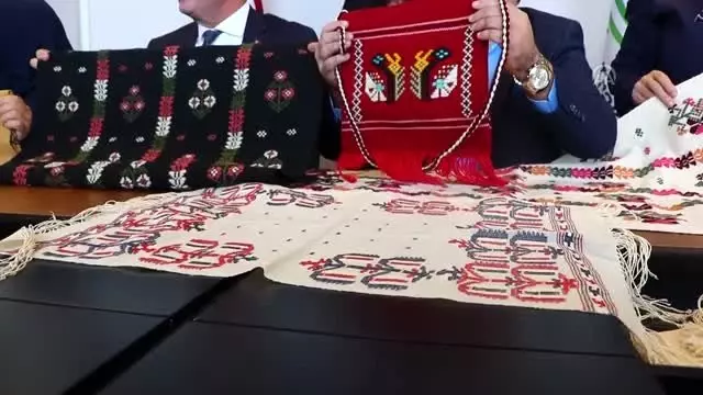 Tekirdağ'a özgü 'Karacakılavuz dokuması' coğrafi işaret aldı Tekirdağ'a özgü 'Karacakılavuz dokuması' coğrafi işaret aldı