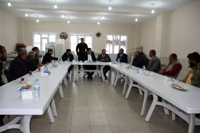 Varto'da ihtiyaç sahibi aileye ev desteği