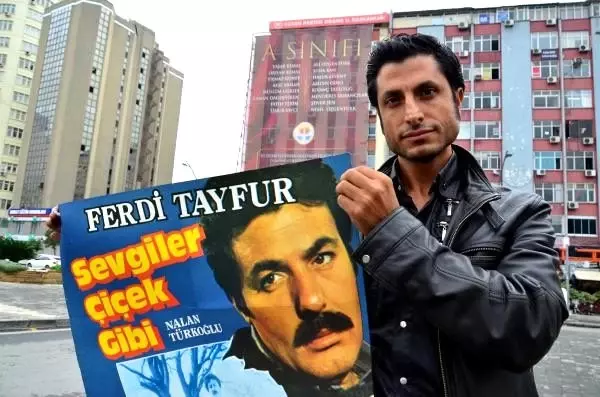 'A sınıfı' afişine, sanatçıların hayranlarından tepki 'A sınıfı' afişine, sanatçıların hayranlarından tepki