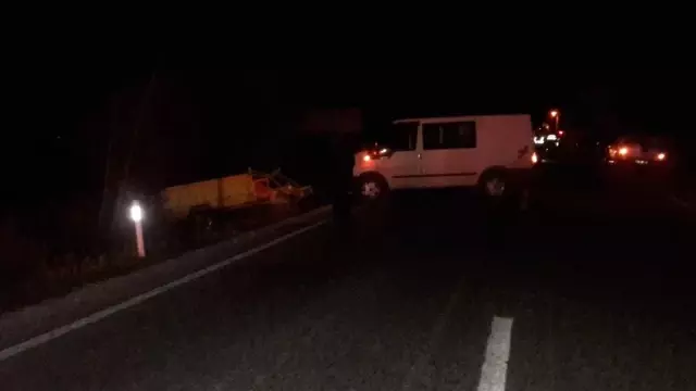 Afyonkarahisar'da trafik kazası: 3 yaralı Afyonkarahisar'da trafik kazası: 3 yaralı