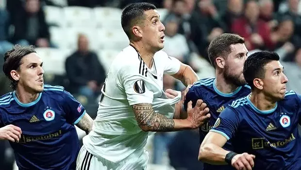 Caner Erkin ve Enzo Roco haftanın 11'inde